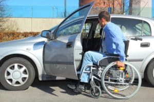 Eine Aufgabe im Bundesfreiwilligendienst können z. B. die Betreuung von behinderten Menschen sein