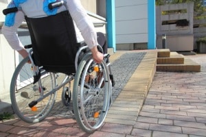 Für Menschen mit Behinderungen wird eine Eingliederungshilfe angeboten, die Beruf und Alltag erleichtern soll.