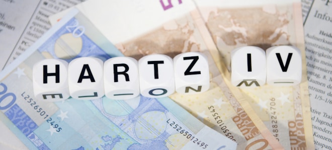 Zu den Hartz-4-Leistungen gehören der Regelsatz und die Übernahme der Kosten der Unterkunft.