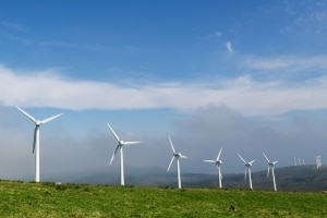 Die wachsenden Stromausgaben für Empfänger von Hartz 4 durch die Strompreiserhöhung, wird mit Kosten für die Energiewende begründet.