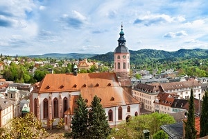 Auch die Kirchensteuer wird vom Gehaltsrechner berücksichtigt.