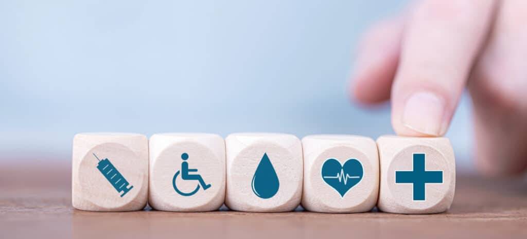 Die Krankenversicherung ist bei Bürgergeld-Bezug in der Regel gesichert und läuft weiter wie bisher. 