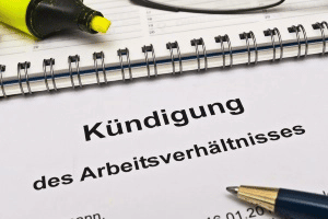 Kündigung vom Arbeitsvertrag: Die gesetzliche Frist beträgt vier Wochen.