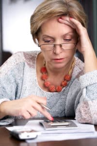 Unser Rentenrechner gibt online aus, mit welcher Rentenhöhe Sie später rechnen können - auch als Witwe.