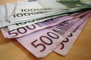 Gegen Sozialleistungsmissbrauch und Schwarzarbeit soll zukünftig noch verstärkter vorgegangen werden.
