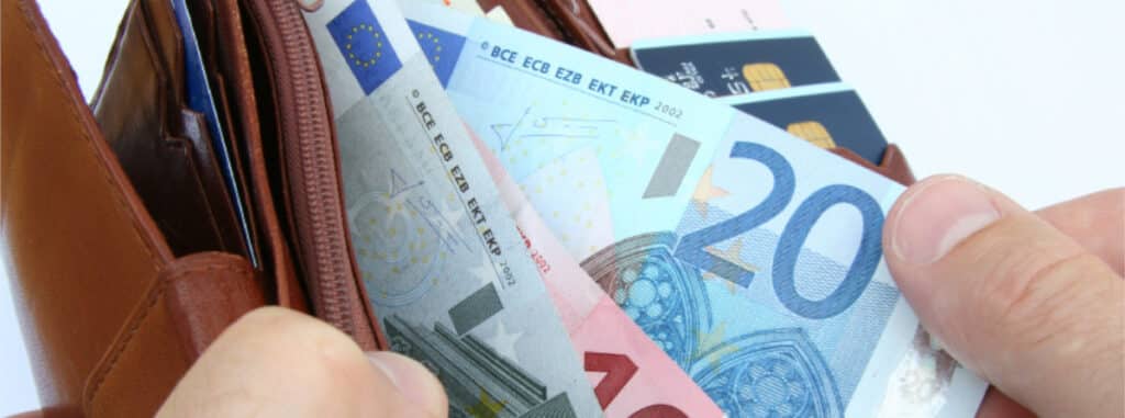 Wie hoch wird das Bürgergeld? Für Alleinstehende beträgt der Regelsatz 502 Euro monatlich.